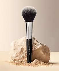 Powder brush 812 Studio 17